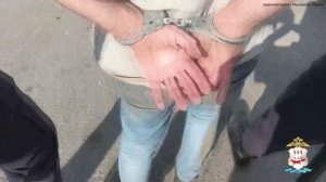 Полицейские из Мордовии, будучи в командировке, задержали дебошира, напавшего на водителя автобуса