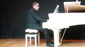 Сергей Семёнов исполняет Вокализ Рахманинова в переложении для фортепиано