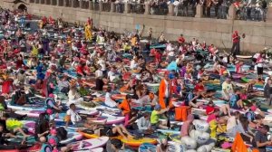 11 тысяч сапбордистов собрались в Питере у набережной Мойки