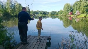Ловля осётра,на 2-м Вип водоёме РК «Фишка Петряиха»