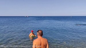 🌊 Сукко: штиль, прозрачная вода — и загадка красного флага!☀️