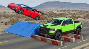 Челлендж: «Автомобили против препятствий» в BeamNG.Drive! Игры 🚛 машинки. Мультики для детей