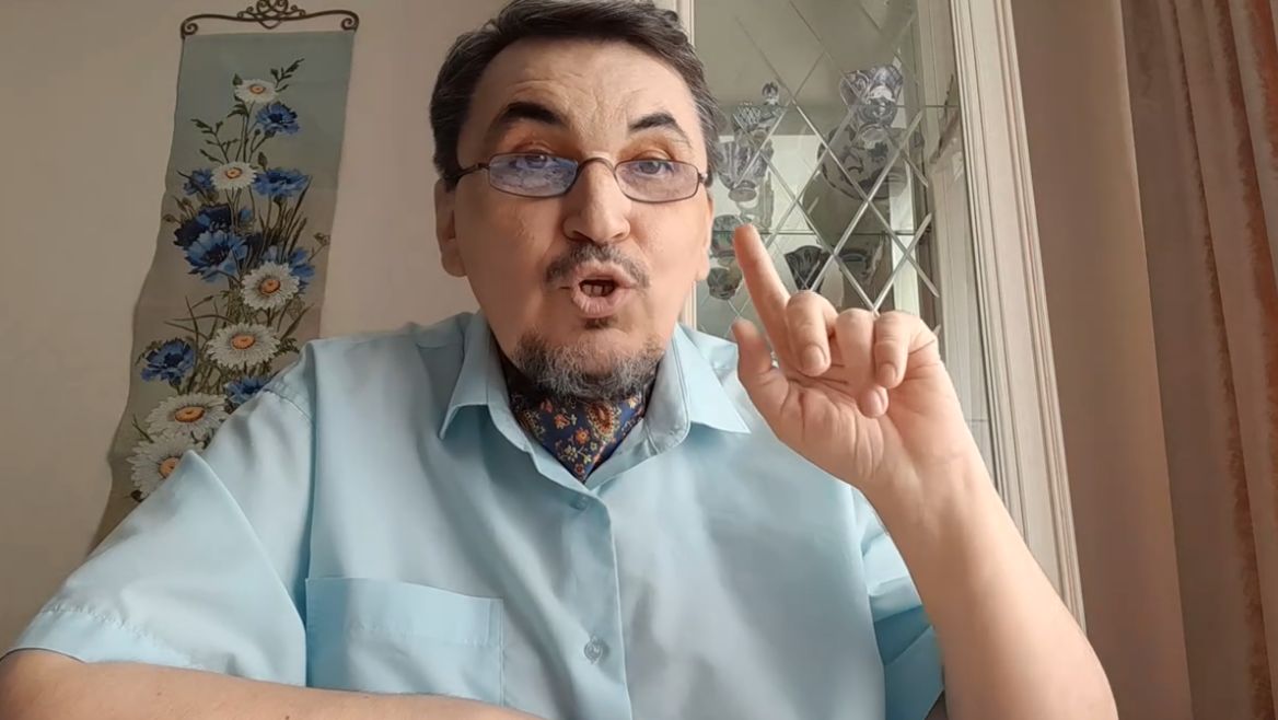 В кого влюблён Дмитрий
