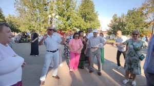 А я нарву ромашек в поле...... 01.08.26.