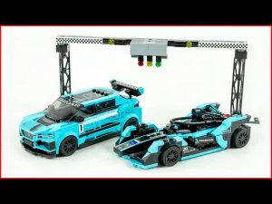 Сборка LEGO Speed Champions 76898 Formula E Panasonic Jaguar Racing