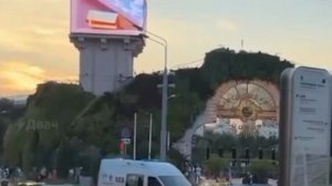‼️🇷🇺💥Взрыв в центре Москвы

▪️Взрыв прогремел на Кудринской площади рядом со сталинской высоткой