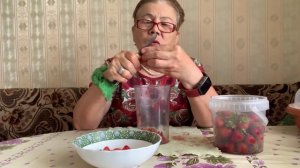 Добываю семена виктории.