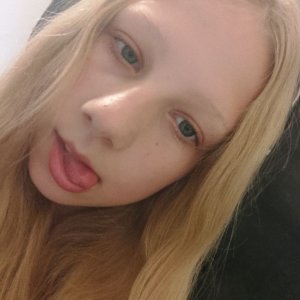 появился
катёнок