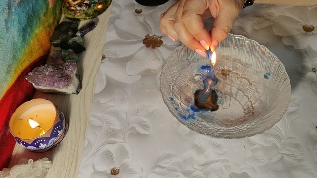 Подсказки ангелов хранителей 🔮 гадание на свече