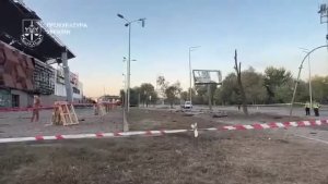 🔴🔥 Уставший от ночного удара «Велмарт» на Березняках в Киеве.✌🇷🇺✌