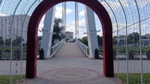 ПРОГУЛКА ПО ГОРОДУ СКВЕР СТРЕЛКА ХАРЬКОВ АВГУСТ 2026