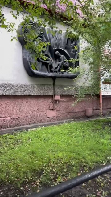 Новокузнецк летом: чистый город и странная вода в фонтане..