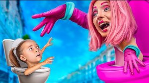 НАШ ДОМАШНИЙ УНИТАЗ НАЧАЛ ГОВОРИТЬ?! 🚽 Шок Мамочки Длинные Ноги!