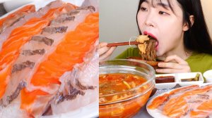 Мукбанг - морепродукты и лосось