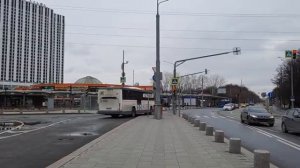 Автобус Лиаз-5250 «ВОЯЖ» следует по маршруту 382