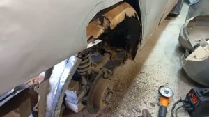 Ремонт задней арки, крыла и телевизора у BYD F3 2011г
