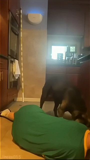жалко женщину