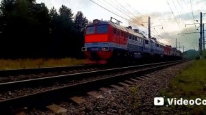 тепловоз Машка тянет на буксире тэм2