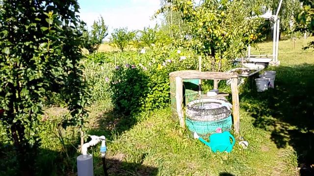 Работа в деревне.Отдых в городе.Гуляем с семьёй по парку.