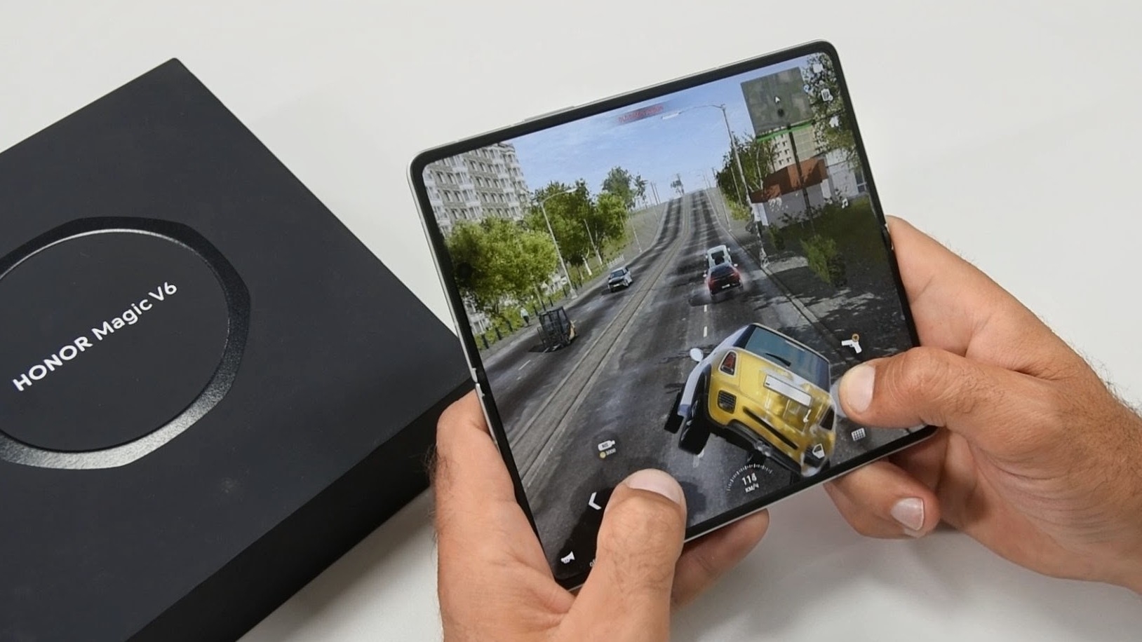 HONOR Magic V6, честный обзор от / Арстайл /