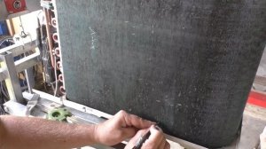 Правим замятые ламели в кондиционере #热交换器 #heat exchanger