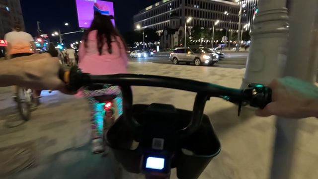 . Москва. Продолжение ночного велофестиваля на Якиманке 01.08.2026