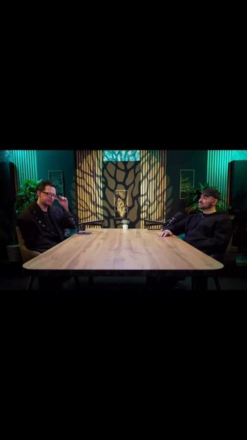 Уже сегодня на канале «Время дружить» выйдет интервью со мной 🎬