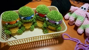 Болталка. Доделываю игрушки, собираюсь на ярмарку)))