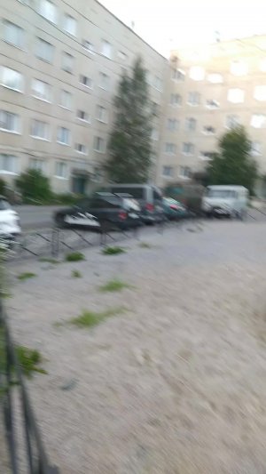 мы поехали на заброшеное здание с Ваняй