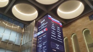 Обзор Ленинградского вокзала Москвы после реконструкции. Новые потолки и современное здание