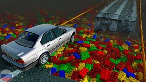 МАШИНЫ ПРОЕЗЖАЮТ ПО РАЗРУШЕННОМУ МОСТУ ЧЕРЕЗ ОЗЕРО ЛЕГО BeamNG Drive