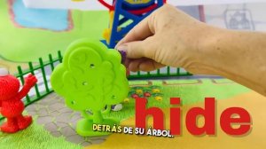 Дети обучаются в Сезамо и в Elmo, обучая видео для детей