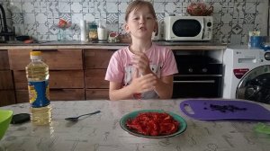 Света Дельфинчик и вяленые помидоры