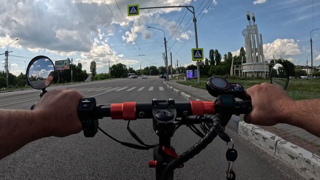 На  Электросамокате  HITWAY H24 до ГЧ