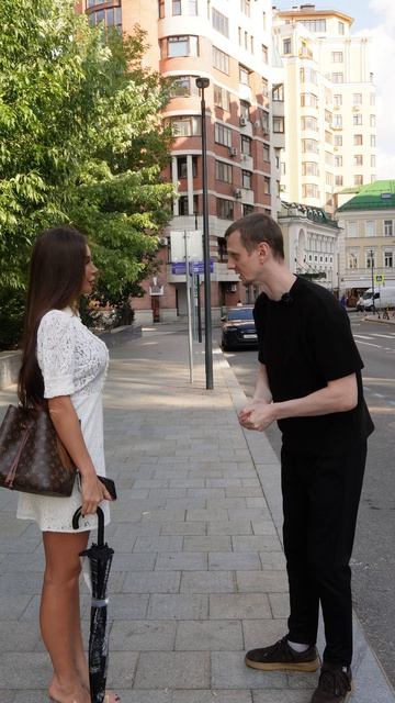 Оставила подружку одну на пять минут