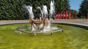 Гуляем с Ваней в парке #парк #горки