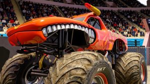 Монстр Траки. Трюки на арене. Шоу машины Monster Jam Crush It