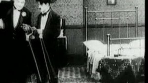 «Пропойцы» (The Rounders, 1914) — встреча двух легенд: Чарли Чаплина и Роско Арбакла! 🍺🎩