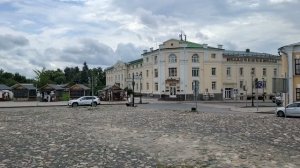 Центральная часть Суздаля рядом с торговыми рядами.