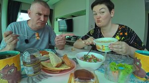 Мукбанг где мы РАБОТАЕМ в Таиланде, что бы тут ЖИТЬ месяцами? Отдых в Паттайе в кайф и Семейный обед