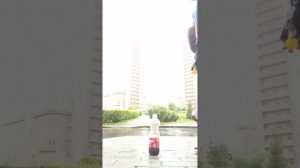 кола взрывается