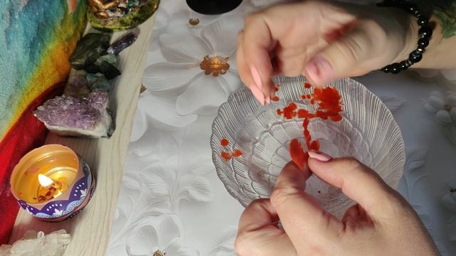 Что он думает о вас , когда вас вспоминает 💞 гадание на свече