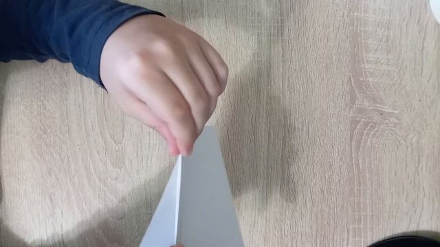 Первое видео на Rutube. Делаем самолеты из бумаги