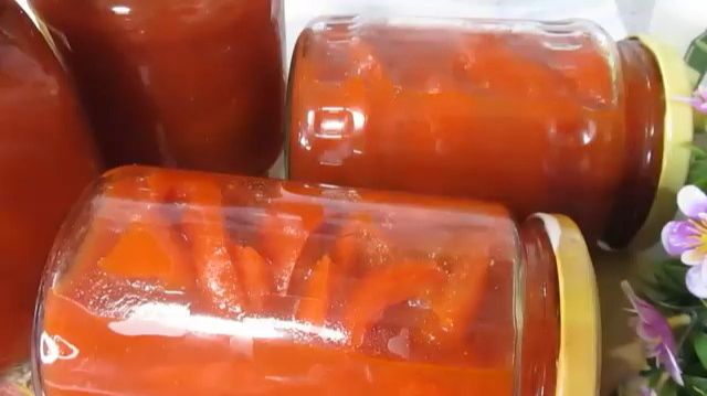 Лечо - моя ежегодная заготовка. Есть боольшие её любители! Одна из самых простых заготовок на зиму.