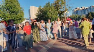 2 августа, французский хит..