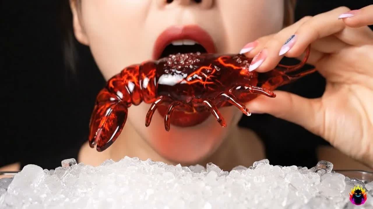 Стеклянные суши и морепродукты AI ASMR Mukbang Eating (на удивление приятно)