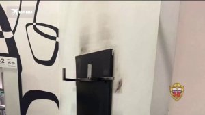 В Москве полицейские задержали мужчину, который поджег одежду в ТЦ