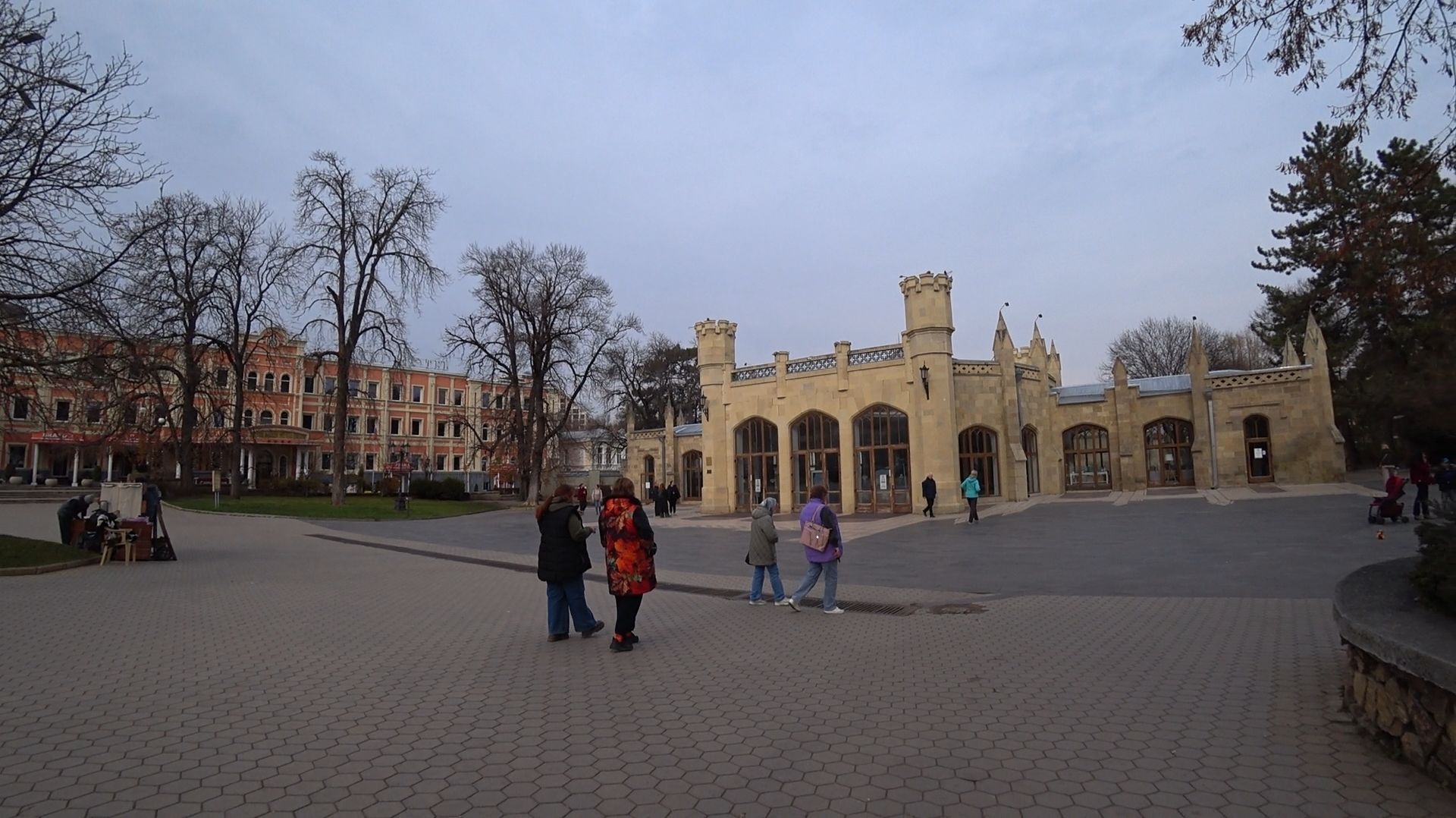 Кисловодск от Колоннады до Магазина Центральный. День 4-й, часть 2-я. 15.11.2025.