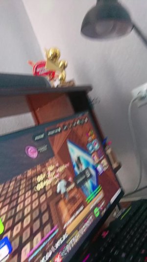 играю с другом в рб на компьютере