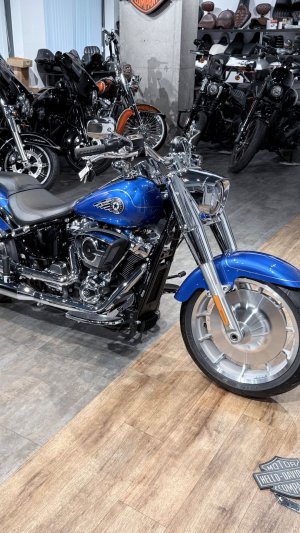 + 2026 NEW HD Fat Boy 117 Blue Burst (VIN 5HD***8837)